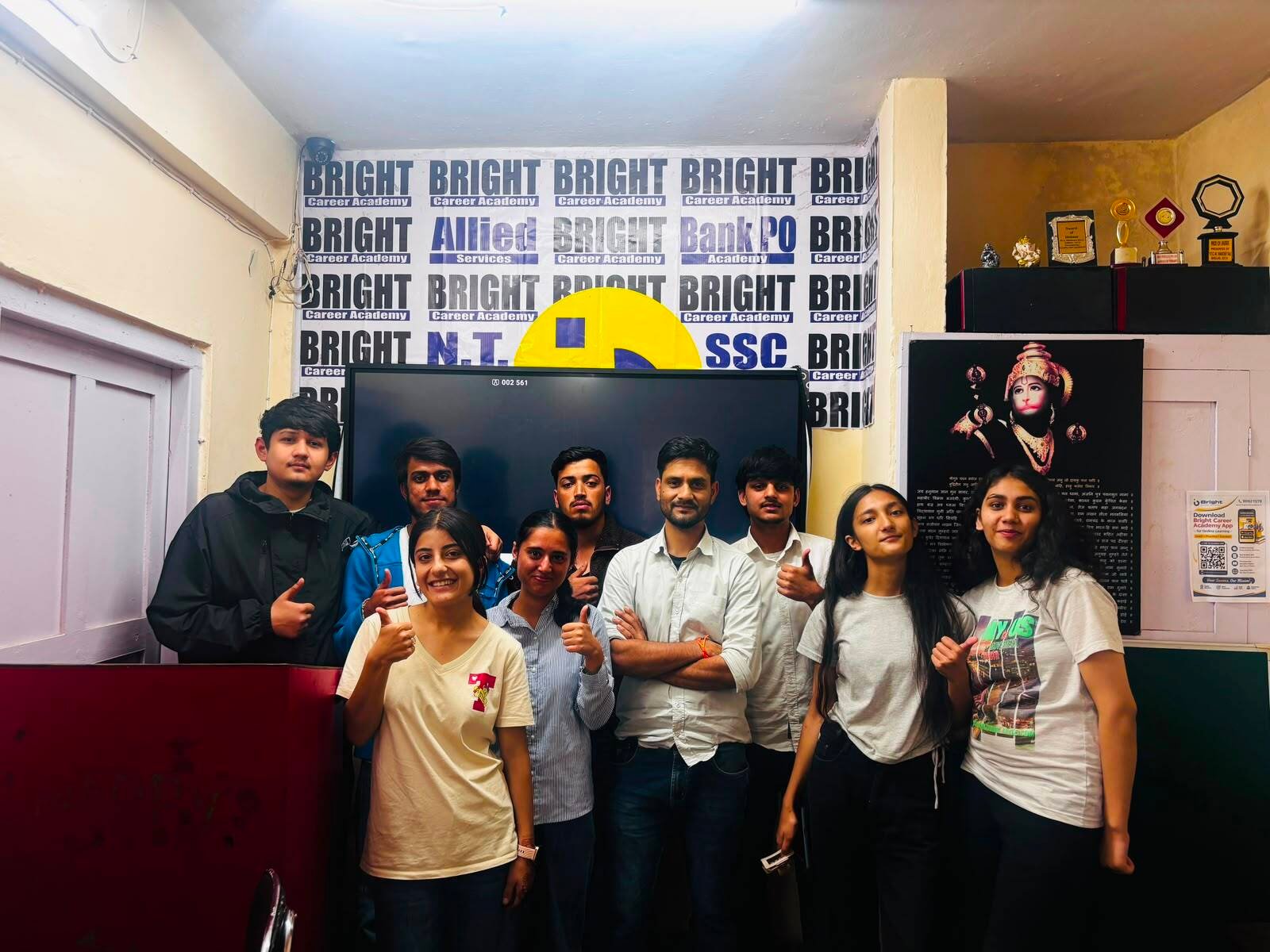Digital marketing course in Shimla students posing with their teacher after successful batch completion.